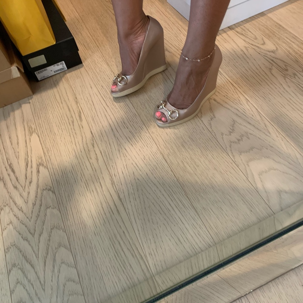 Champagne Pink Gucci Wedges